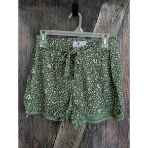 Everyday Chic Boutique Green Leopard Print Flowy Shorts Size Large